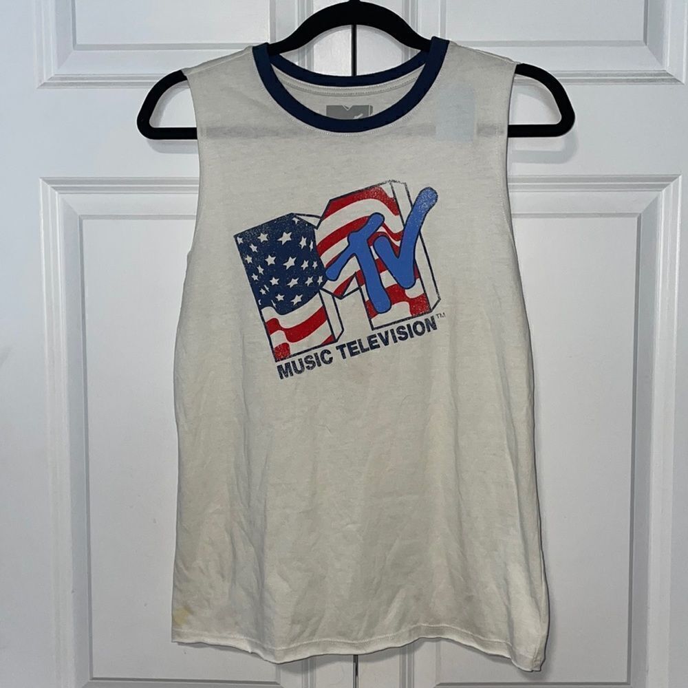 MTV muscle shirt size small